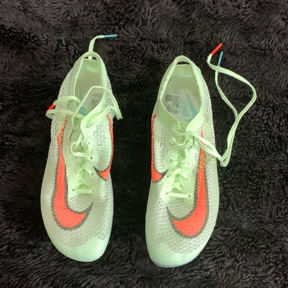 Nike Track Sneakers in great condition